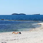 3373b * Rovinj